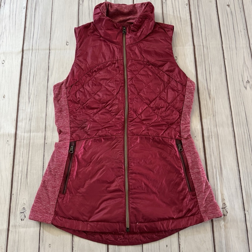 Lululemon Down For a Run Quilted Vest Size 8 Zip‎ Puffer Down Berry Rumble